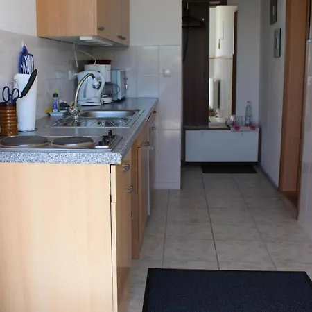 Ferienwohnung Mit Grosser Sonnenterrasse - B48764
